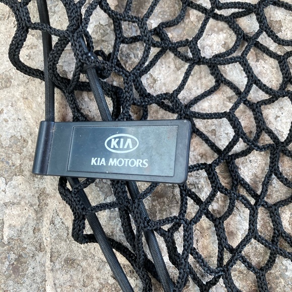 Envelope Cargo Net (Kia Brand) - Picture 2 of 4